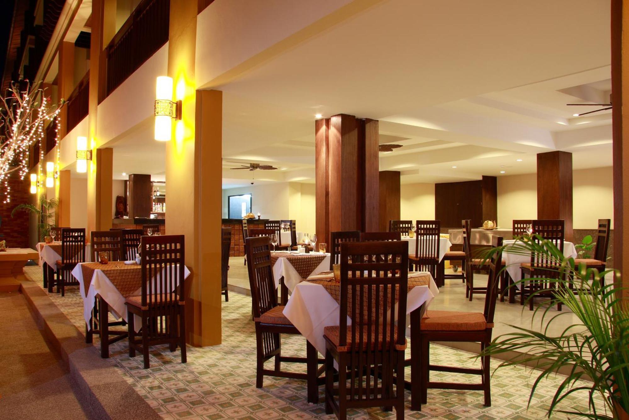 Diamond Cottage Resort & Spa Karon Restaurante foto